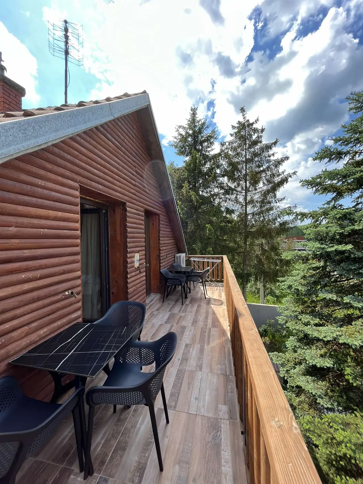 Terasa apartmana sa sedenjem